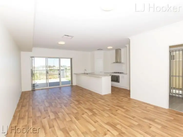 Sixth view of Homely house listing, 15 Benalla Way, Lakelands WA 6180