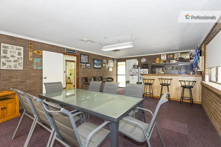 Second view of Homely house listing, 6 The Quarry, Swan View WA 6056