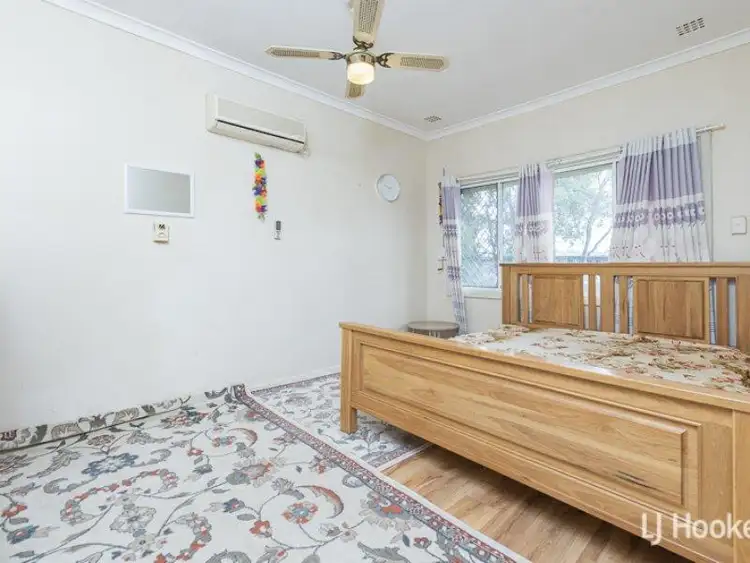 Sixth view of Homely house listing, 22 Norbury Way, Langford WA 6147