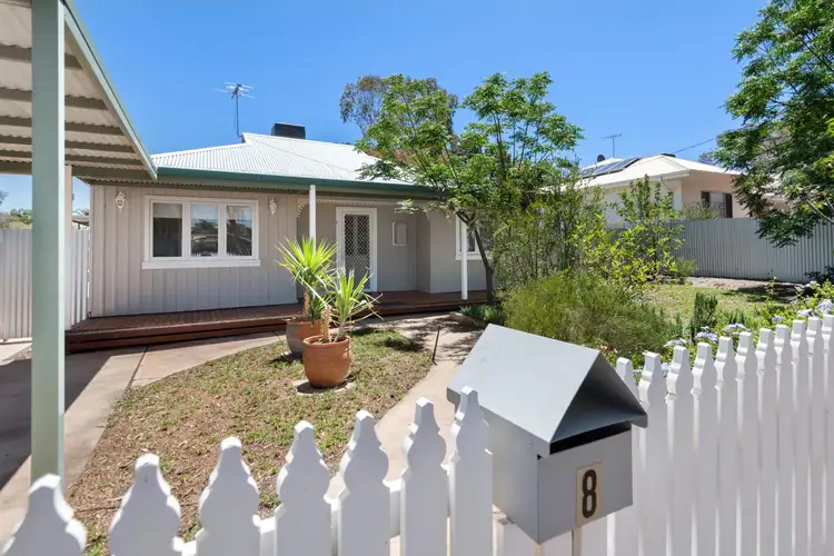 8 Lewis Street, Lamington WA 6430