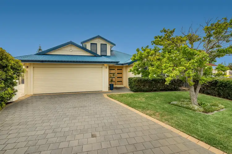 18 Mal Bay Court, Mindarie WA 6030