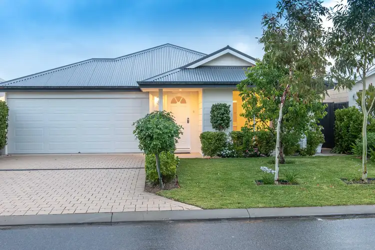 5 Heligan Way, Landsdale WA 6065