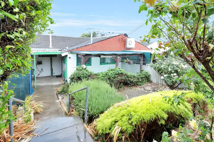 5 Maxworthy Place, Hamilton Hill WA 6163