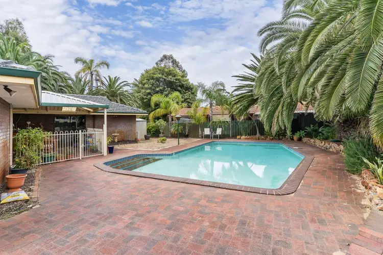 6 Madrona Crescent, Greenwood WA 6024