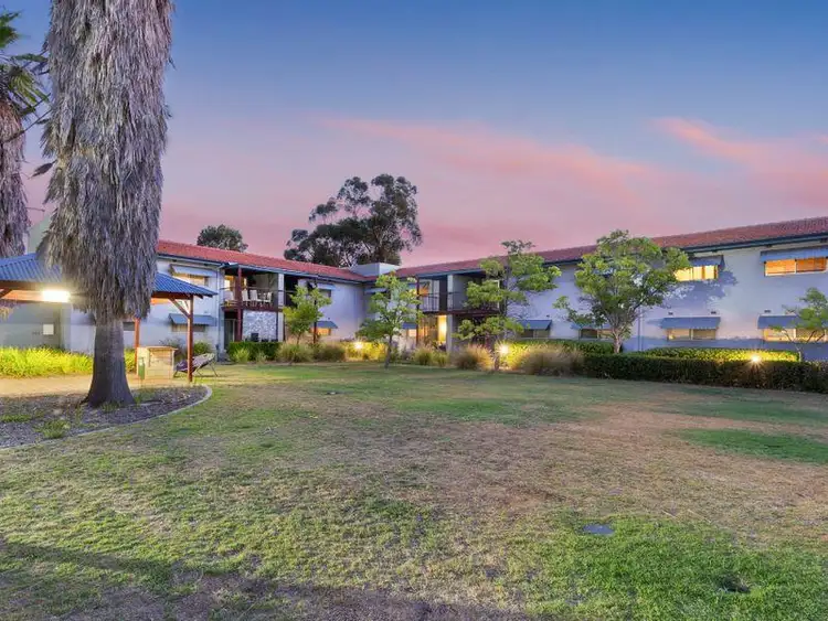 4/14 Coralie Court, Armadale WA 6112