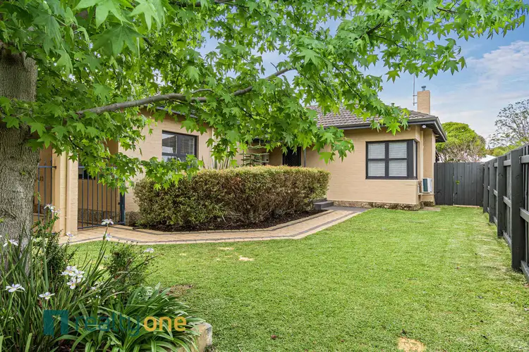 6 Baal Street, Palmyra WA 6157