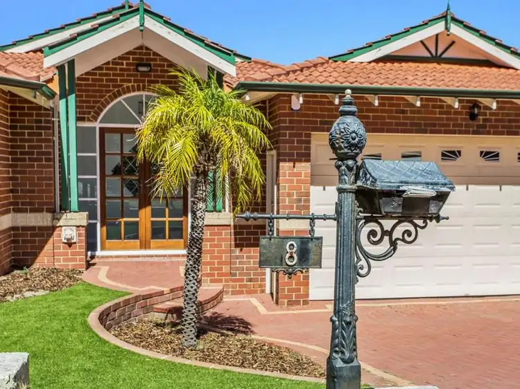 8 Parkhurst Rise, Padbury WA 6025