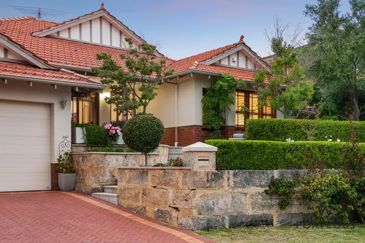 10 Finsbury Grove, Mount Claremont WA 6010