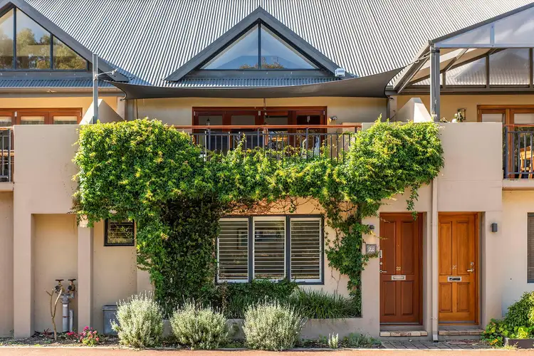 22 St Peters Road, East Fremantle WA 6158