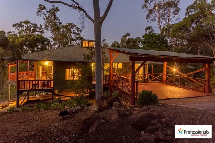 82 Connor Road, Lesmurdie WA 6076