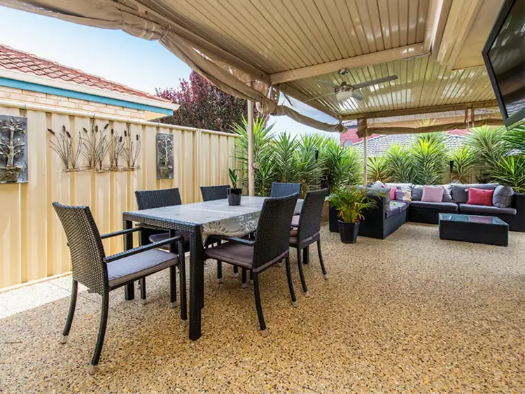 Second view of Homely house listing, 214 Glen Iris Drive, Jandakot WA 6164