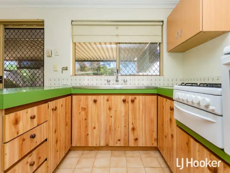 Third view of Homely house listing, 7 Farnham Place, Gosnells WA 6110