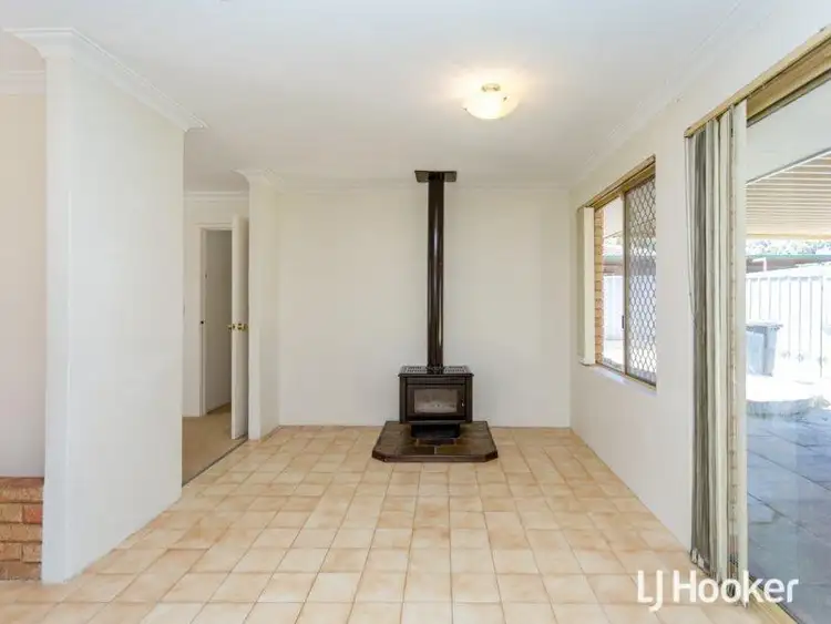 Fourth view of Homely house listing, 7 Farnham Place, Gosnells WA 6110