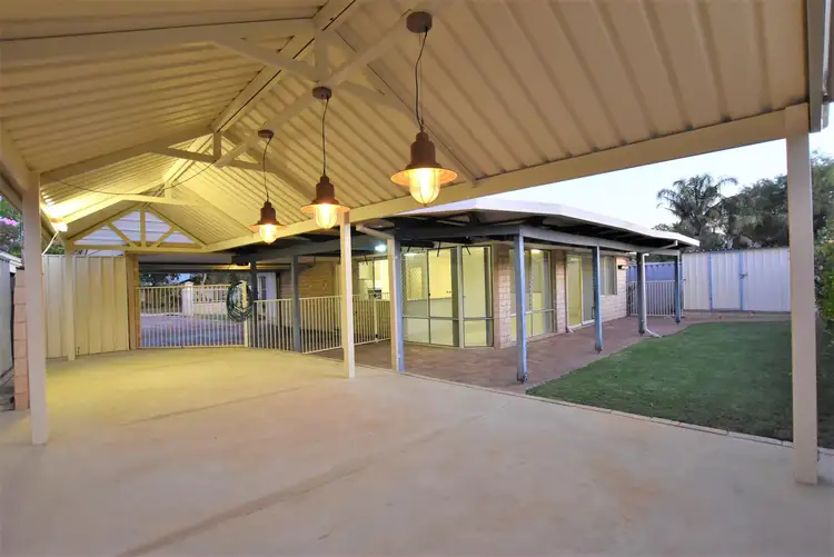 6 Tatlock Way, Stratton WA 6056