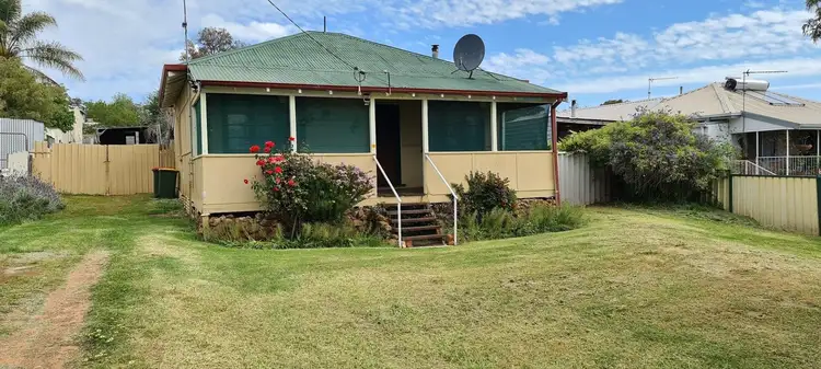 11 Cowley Street, Boyup Brook WA 6244