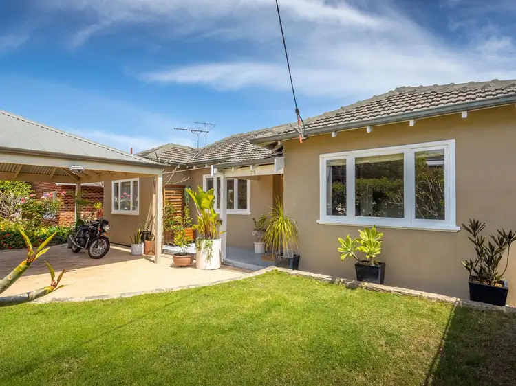 79 Northstead  Street, Scarborough WA 6019