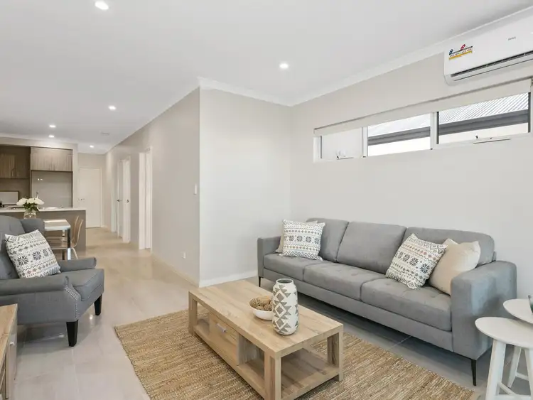 Sixth view of Homely house listing, 2/81 Holman Street, Alfred Cove WA 6154