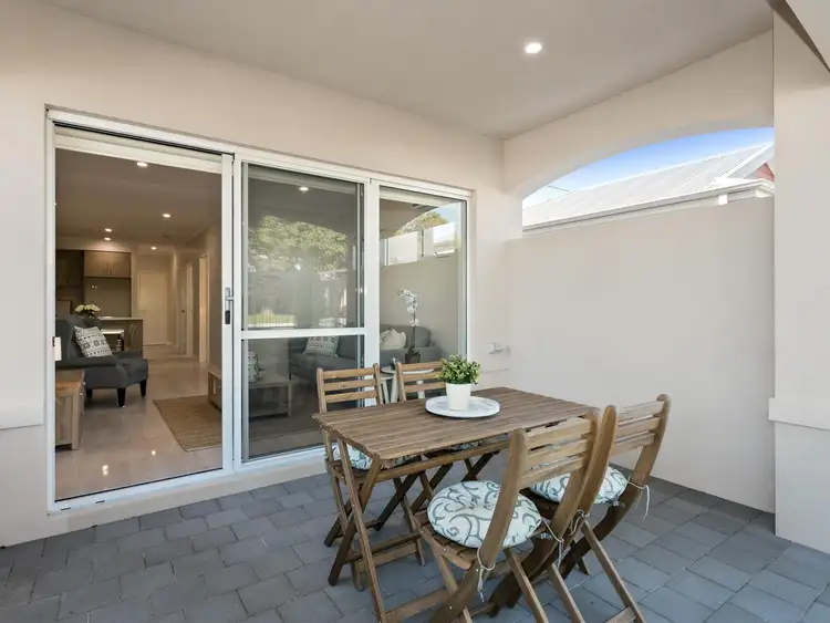 Seventh view of Homely house listing, 2/81 Holman Street, Alfred Cove WA 6154