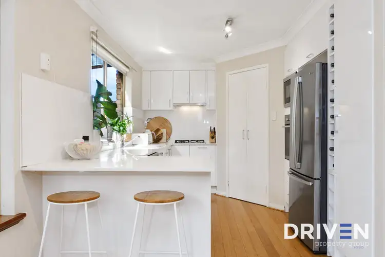 4/209 Edinboro Street, Joondanna WA 6060