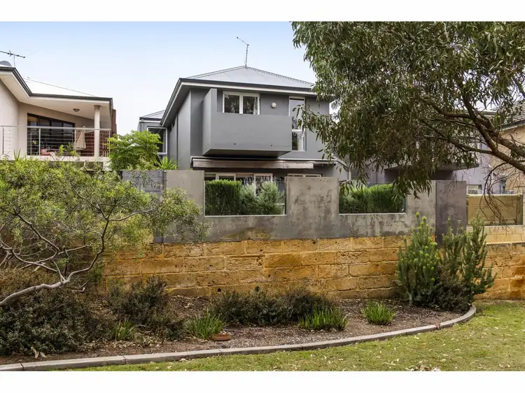 34 Burnettia Lane, Mount Claremont WA 6010