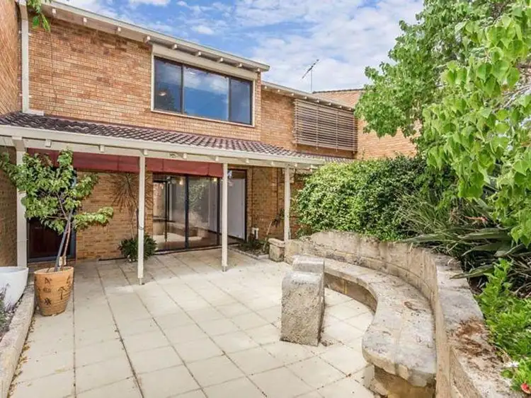 8/4 Corboy Street, Wembley WA 6014