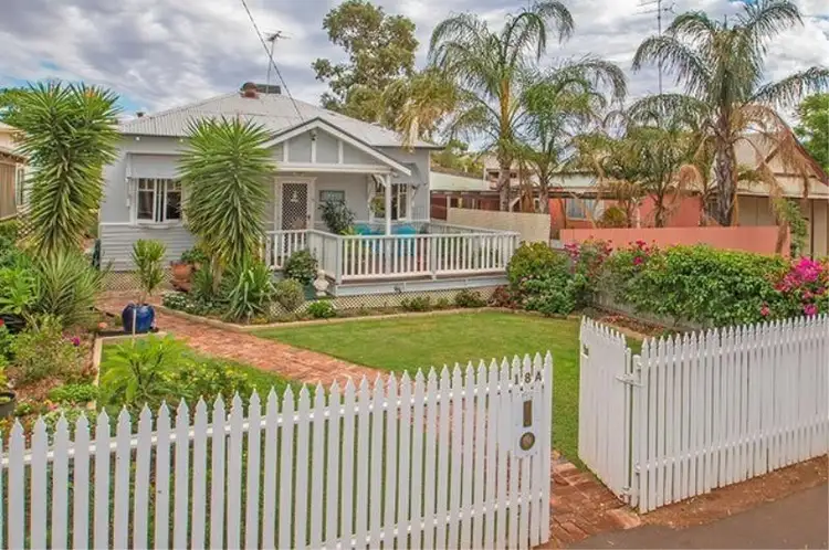 18A Ward Street, Lamington WA 6430