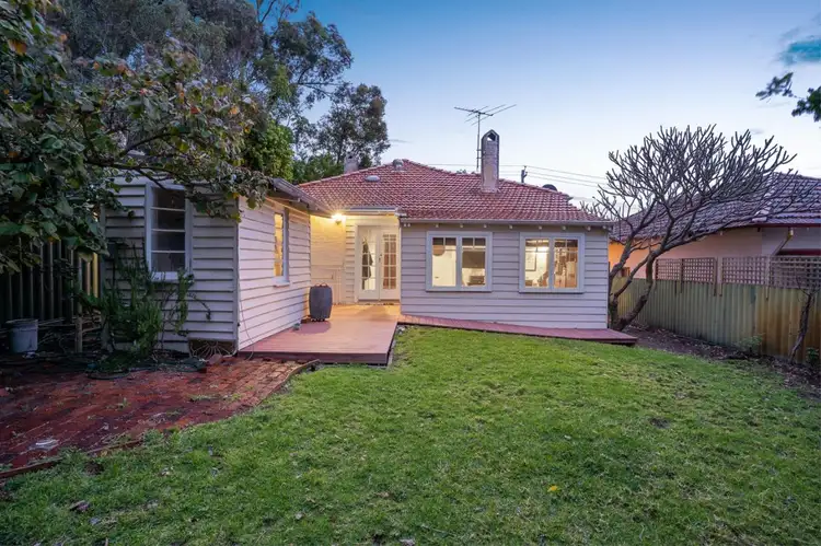 7 Rowlands Street, Maylands WA 6051