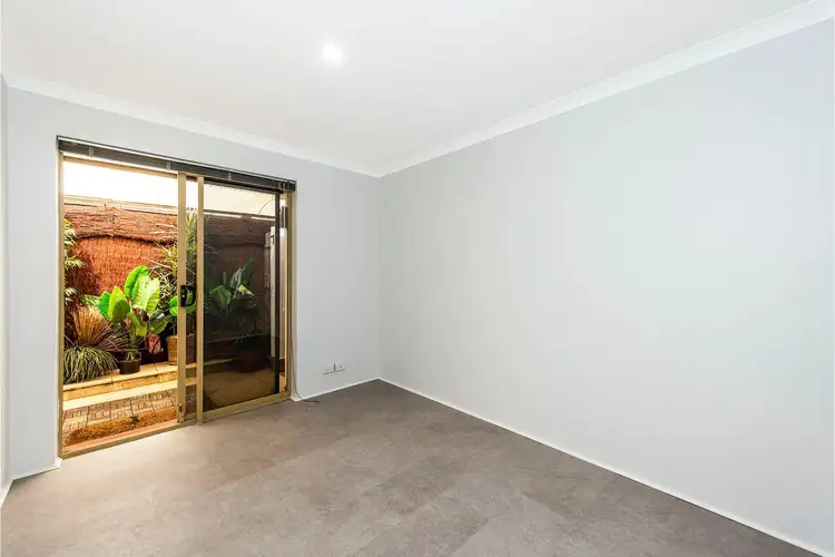 Fifth view of Homely semi-detached listing, 118 Pola Street, Dianella WA 6059