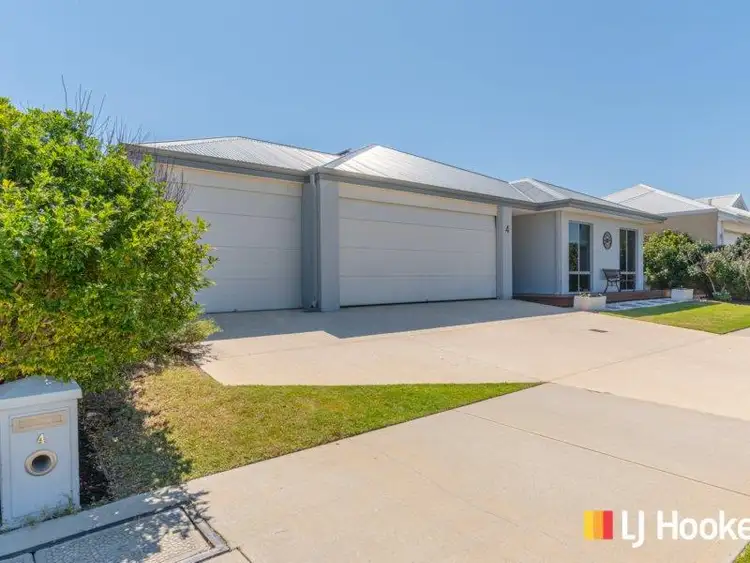 4 Leeway Loop, Alkimos WA 6038