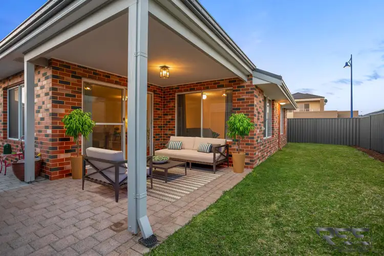 Fifth view of Homely house listing, 2 Wildflower View, Piara Waters WA 6112