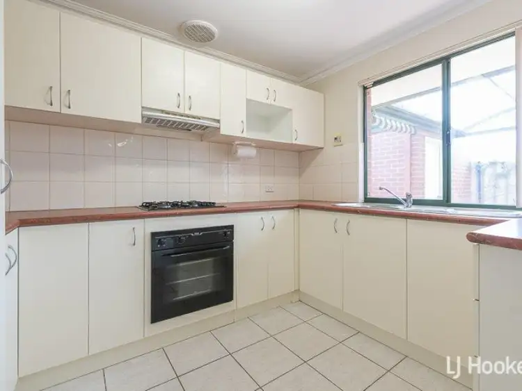 2/112 Eudoria Street, Gosnells WA 6110