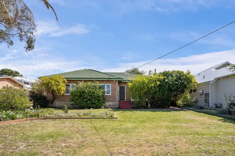 17 Nola Avenue, Scarborough WA 6019