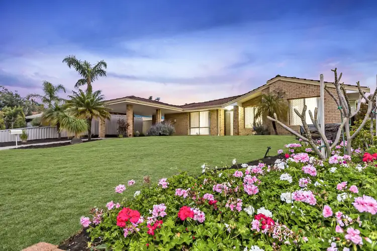 10 Behn Cove, Woodvale WA 6026