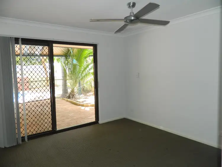 Sixth view of Homely house listing, 5 Aspen Court, Forrestfield WA 6058