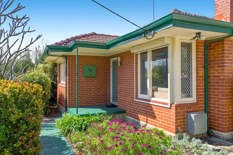 38 Simons Street, Coolbellup WA 6163