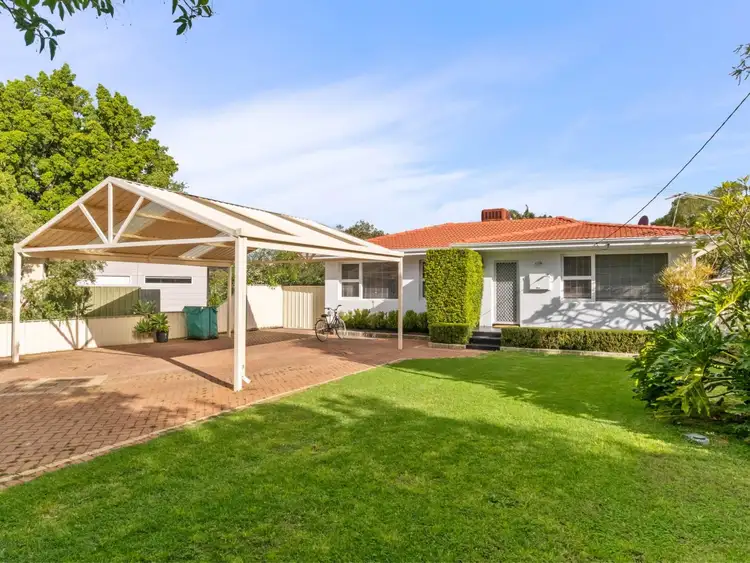 19 Kathleen Close, Maida Vale WA 6057