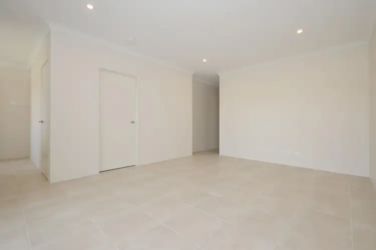 Fifth view of Homely unit listing, 2/114 Piazza Link, Alkimos WA 6038