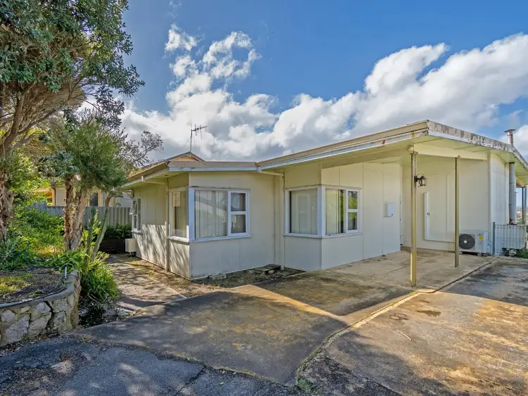 10 Melrose Street, Mount Melville WA 6330