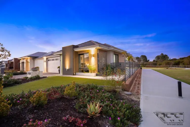 66 Grapestone Road, Piara Waters WA 6112
