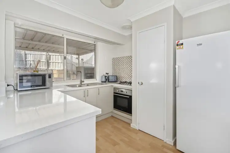 Fifth view of Homely house listing, 2/31 Nicol Road, Parkwood WA 6147