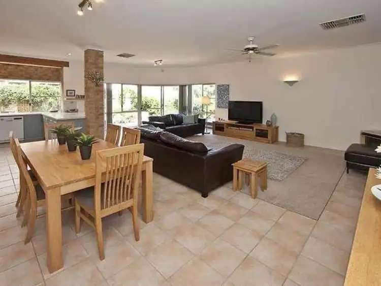 Fourth view of Homely house listing, 8 Laguna Green, Jandakot WA 6164