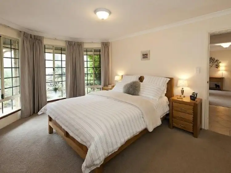 Seventh view of Homely house listing, 8 Laguna Green, Jandakot WA 6164