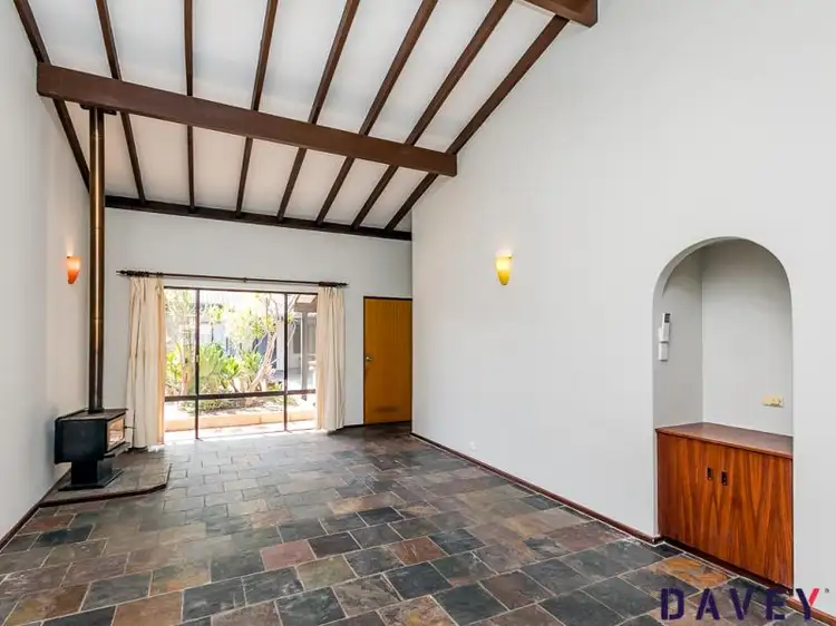 2/99-101 Brighton Road, Scarborough WA 6019