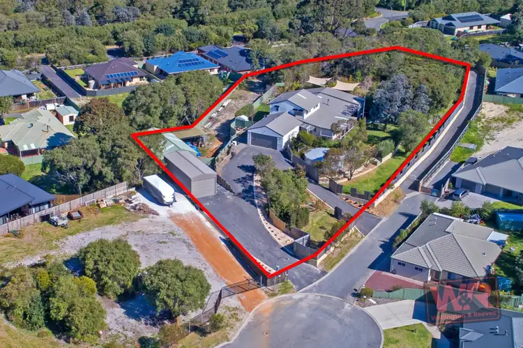 15 Blackswan Court, Little Grove WA 6330