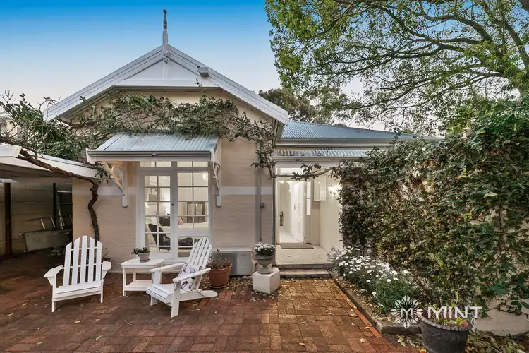 22a Riley Road, Claremont WA 6010