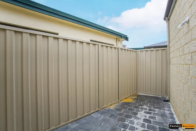 Fifth view of Homely villa listing, 4/40 Tetworth Crescent, Nollamara WA 6061