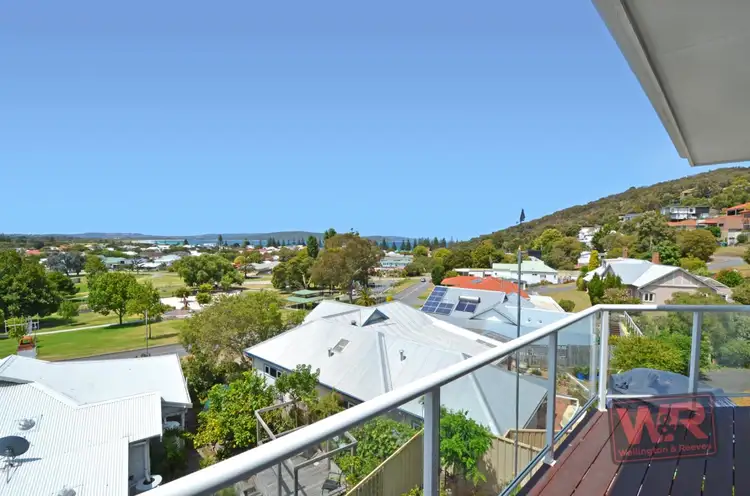 36 Wylie Crescent, Middleton Beach WA 6330