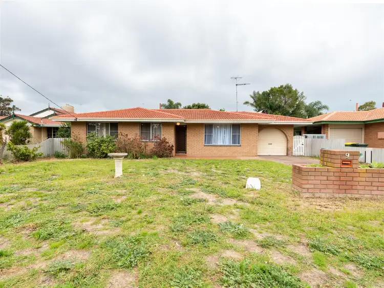 9 Hennessy Place, Mandurah WA 6210