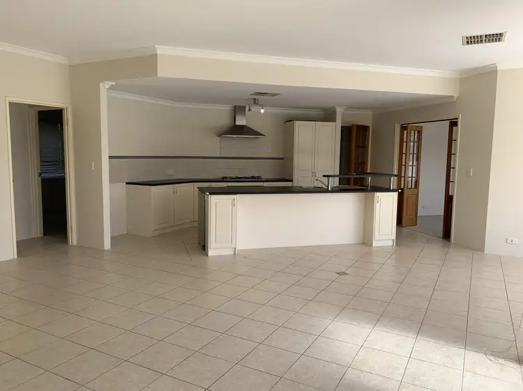 10 Pelham Lane, Henley Brook WA 6055
