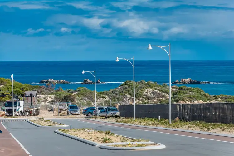 143 Burleigh Drive, Burns Beach WA 6028